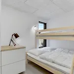 3 Bedroom Amazing In Prázdninový dům